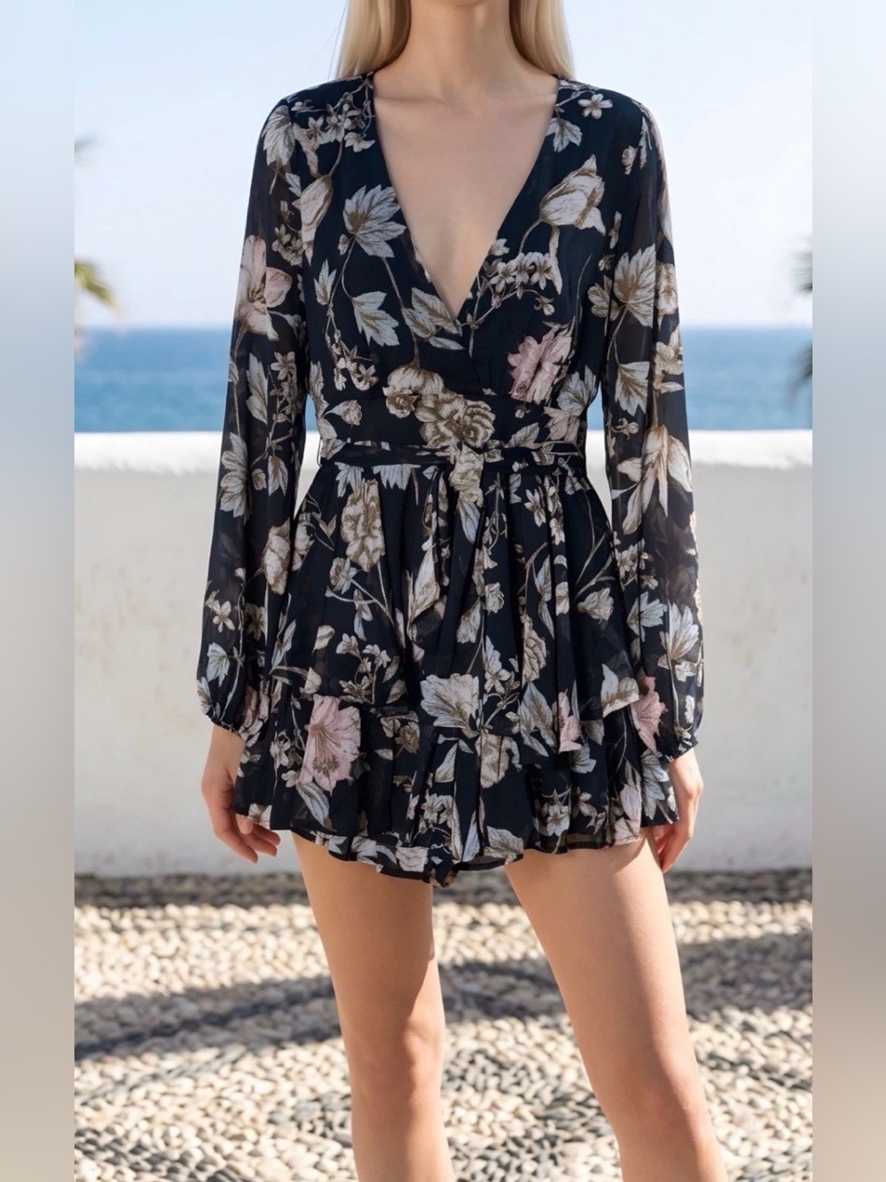 New ILLA ILLA Black Floral V-Neck Long Sleeve Mini Romper